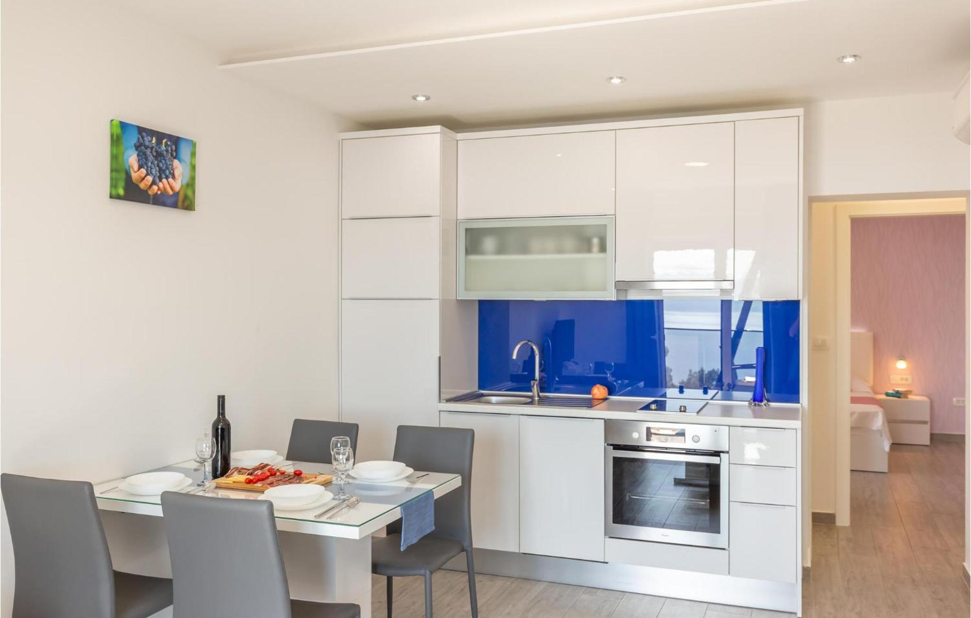 Amazing Apartment In Medici With Kitchen Kutleša Eksteriør billede